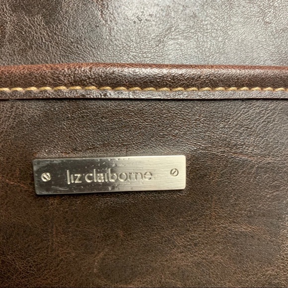 Liz Claiborne dark brown leather purse - Picture 11 of 12
